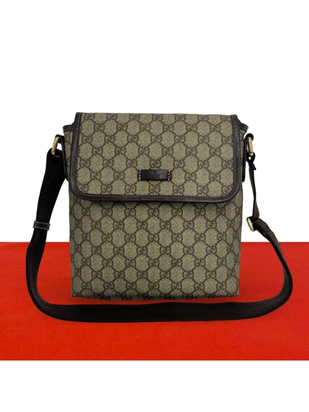 Gucci GG Logo Pattern Flap Leather Shoulder Bag Pochette Crossbody Brown